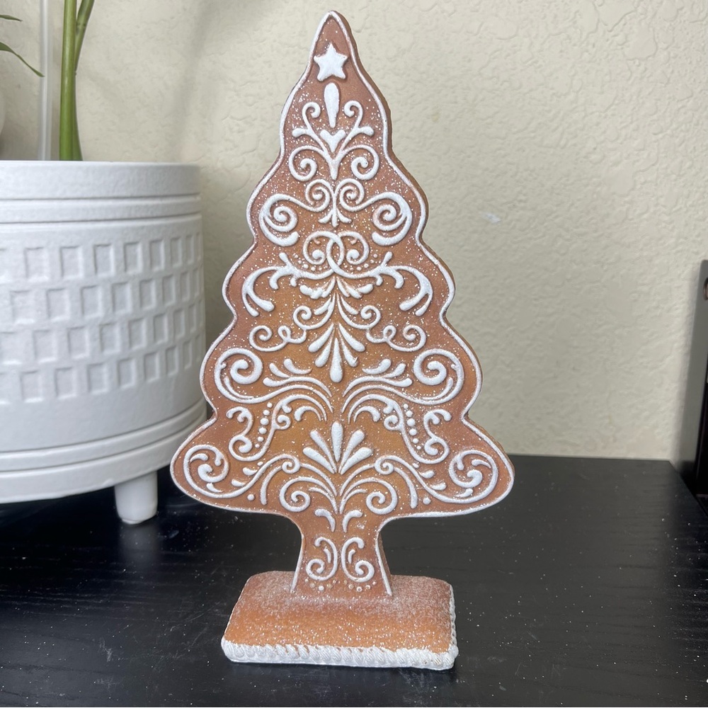 NEW 11” Christmas Gingerbread Tree Decoration